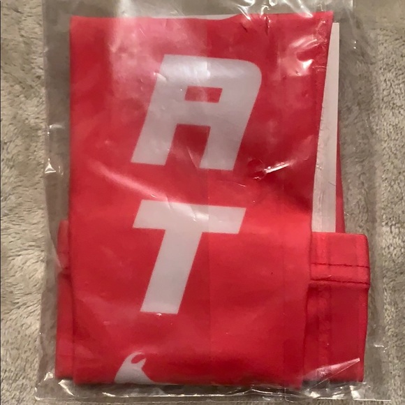 Arm sleeves all new never worn - Picture 3 of 5